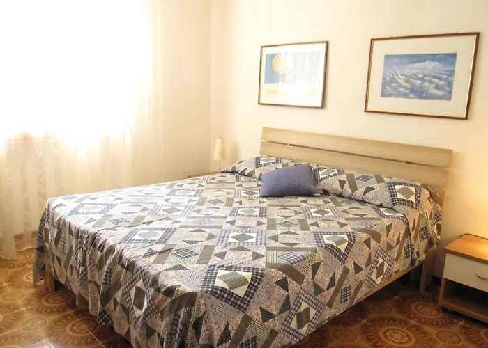 And Cozy Flat At Pineta *